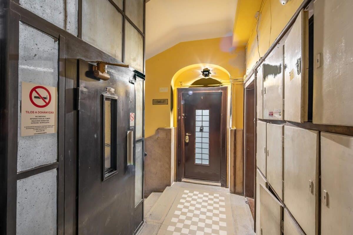 Super Central Mini Studio Budapest Exterior photo